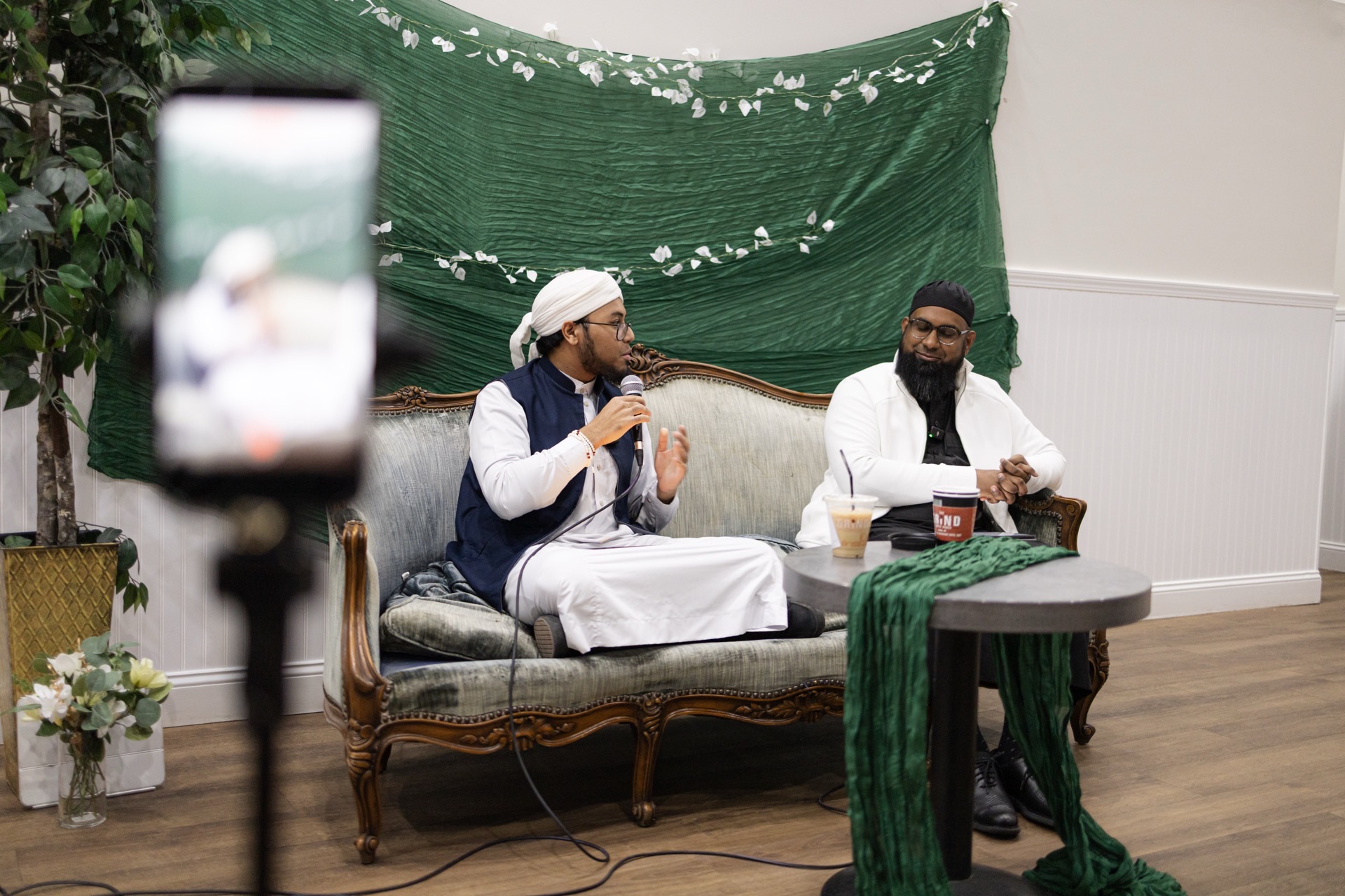 Najm community members